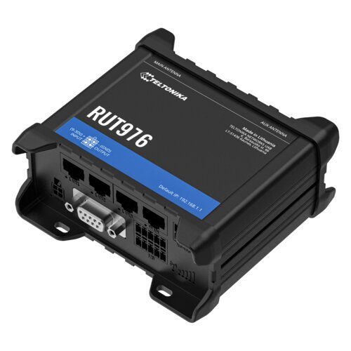 RUT976 Fast Ethernet + WiFi + 5G RedCap