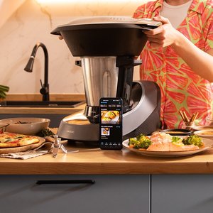 ROBOT DE COCINA MAMBO 11090 Caja Maltratada