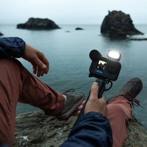 HERO12 BLACK CREATOR EDITION CAJA MALTRATADA