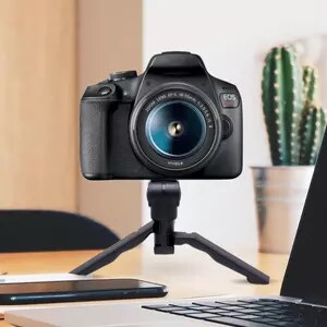 TRIPIE UNIVERSAL MULTIFUNCIONAL 4 EN 1 PARA CELULARCMARAWEBCAM