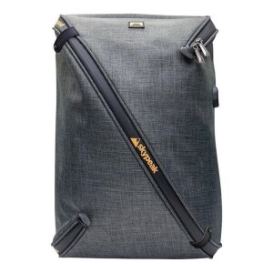 Mochila Skypeak para laptop 15.6"/Con puerto usb y funda anti-tormenta/Color gris