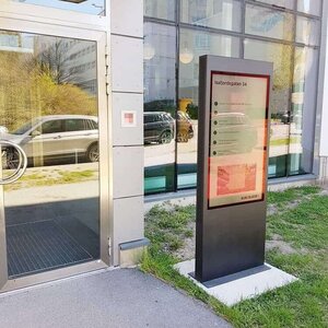 Outdoor Totem Samsung OH55D-X